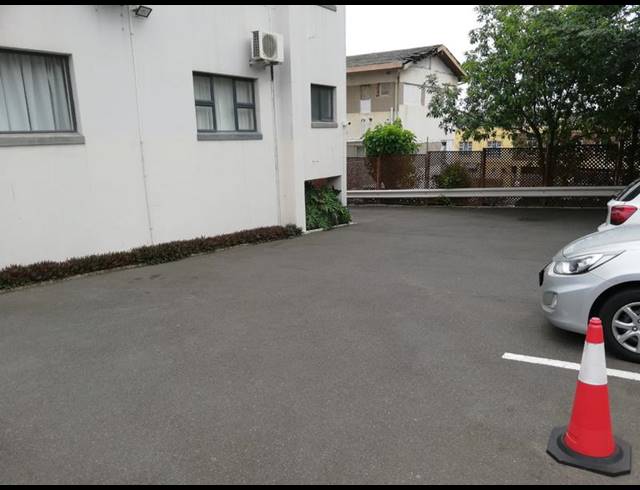 2 BEDROOM APARTMENT FOR SALE IN OVERPORT